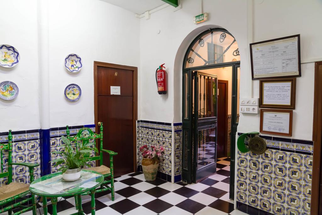 Pension San Benito Abad - Seville — Fotos 3